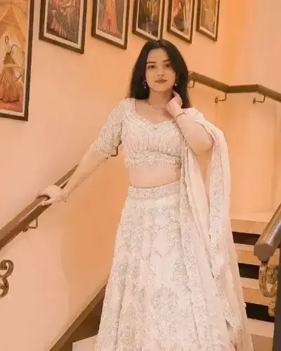 Escort Service In Lavasa